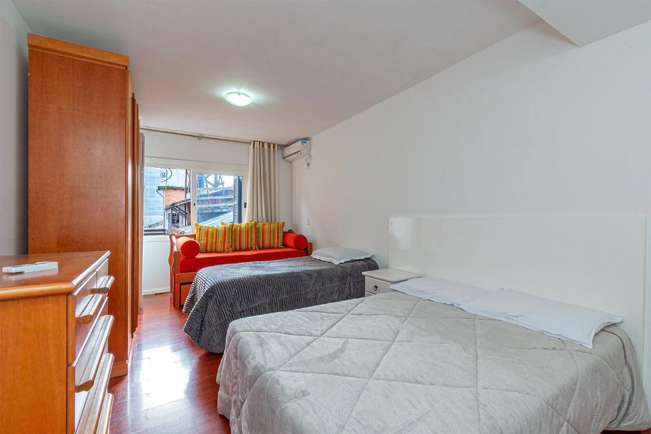 Amplo Apartamento Ao Lado Da Rua Coberta 그라마도 외부 사진