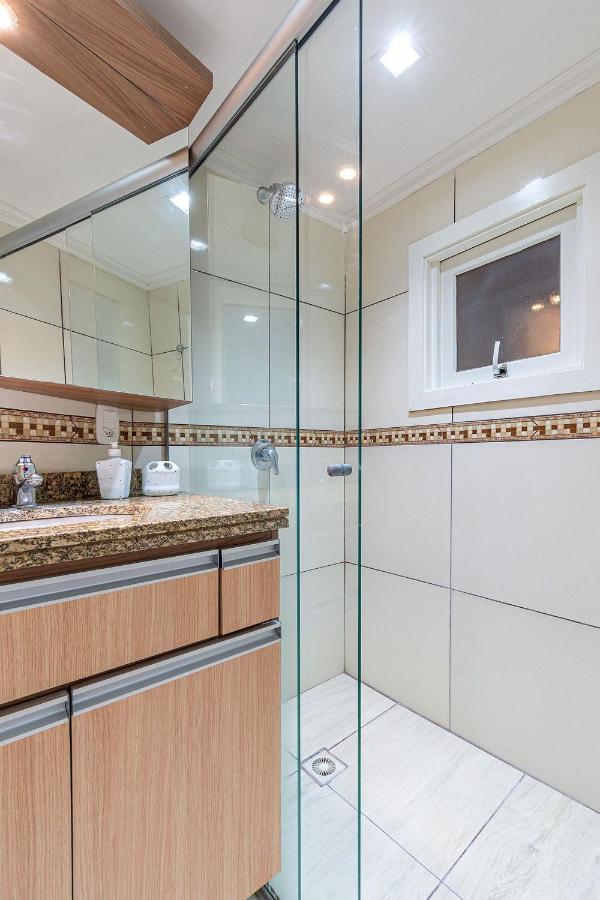 Amplo Apartamento Ao Lado Da Rua Coberta 그라마도 외부 사진