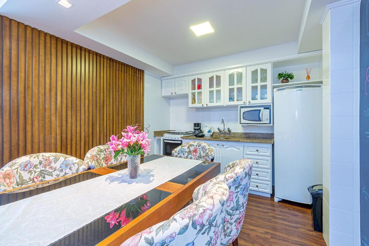 Amplo Apartamento Ao Lado Da Rua Coberta 그라마도 외부 사진
